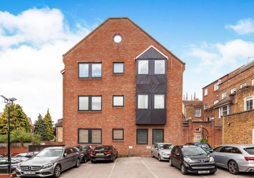 4 The Courtyard Central Windsor 2Br Zewnętrze zdjęcie